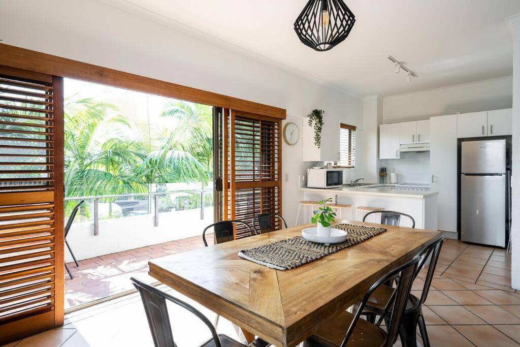 Haven On Noosa Hill - Sunset Views, Pools, Spa Esterno foto